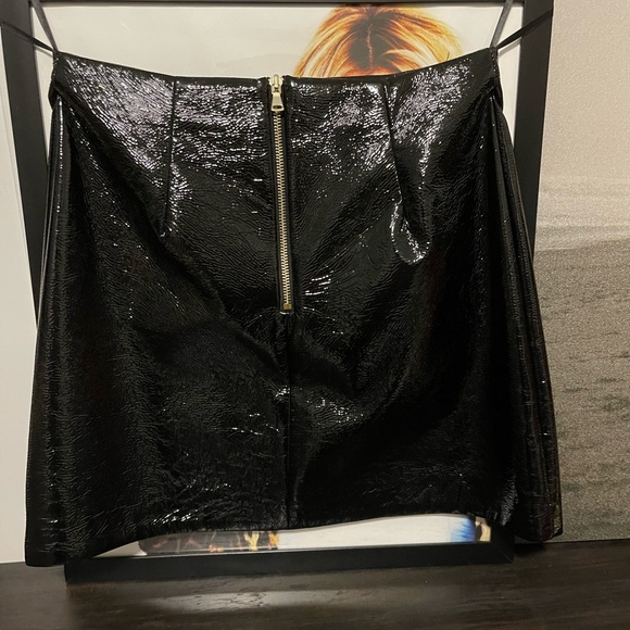 River Island Patent Leather Mini Skirt - Picture 6 of 11